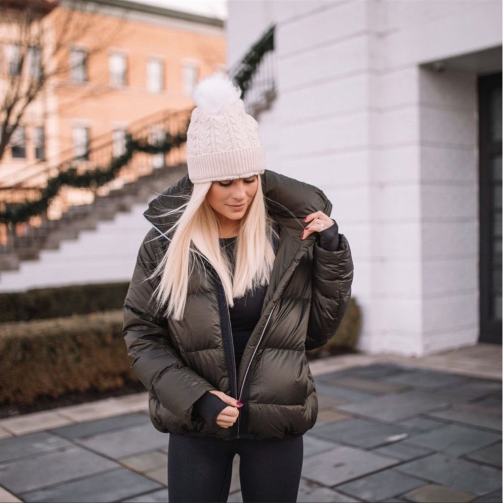 Lululemon Cloudscape olive green jacket - Picture 2 of 11